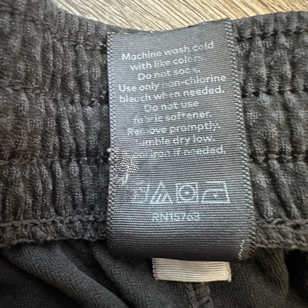 Champion C9 Mens Athletic Shorts Black Grey Textured Mesh XL 8in‎ Inseam